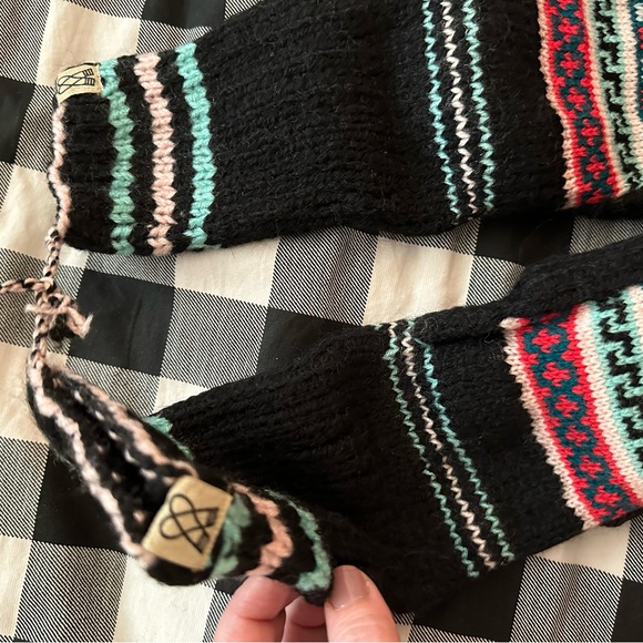 Navy FAZL Socks - Picture 14 of 15